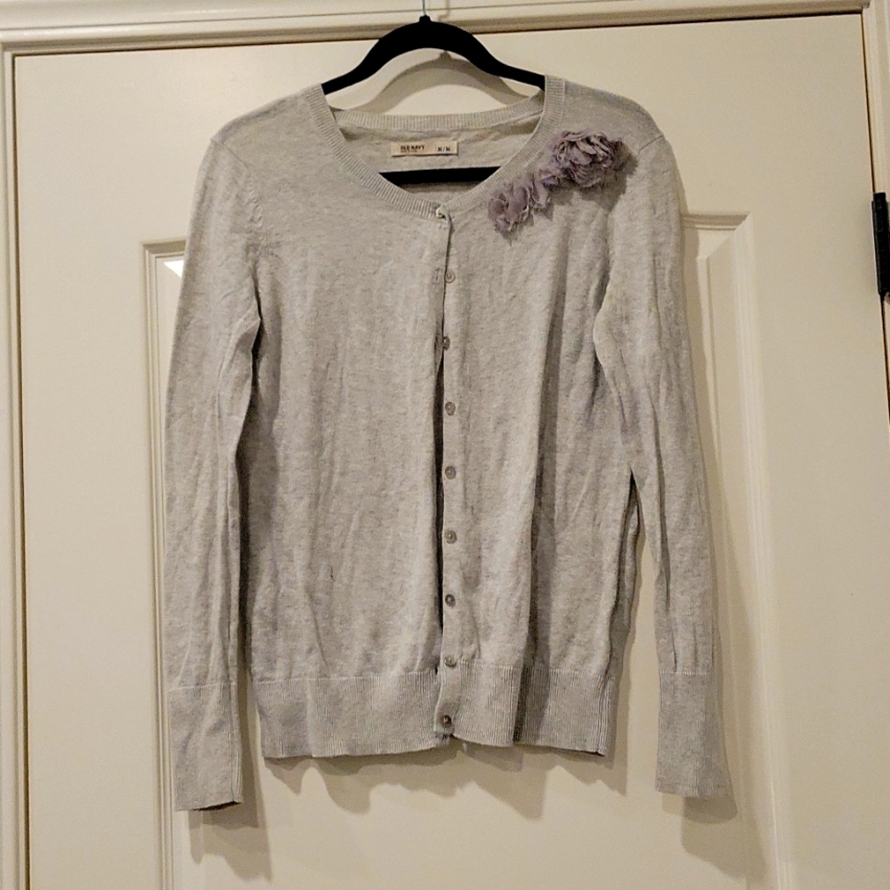 CUTE button up womens m work sweater/top